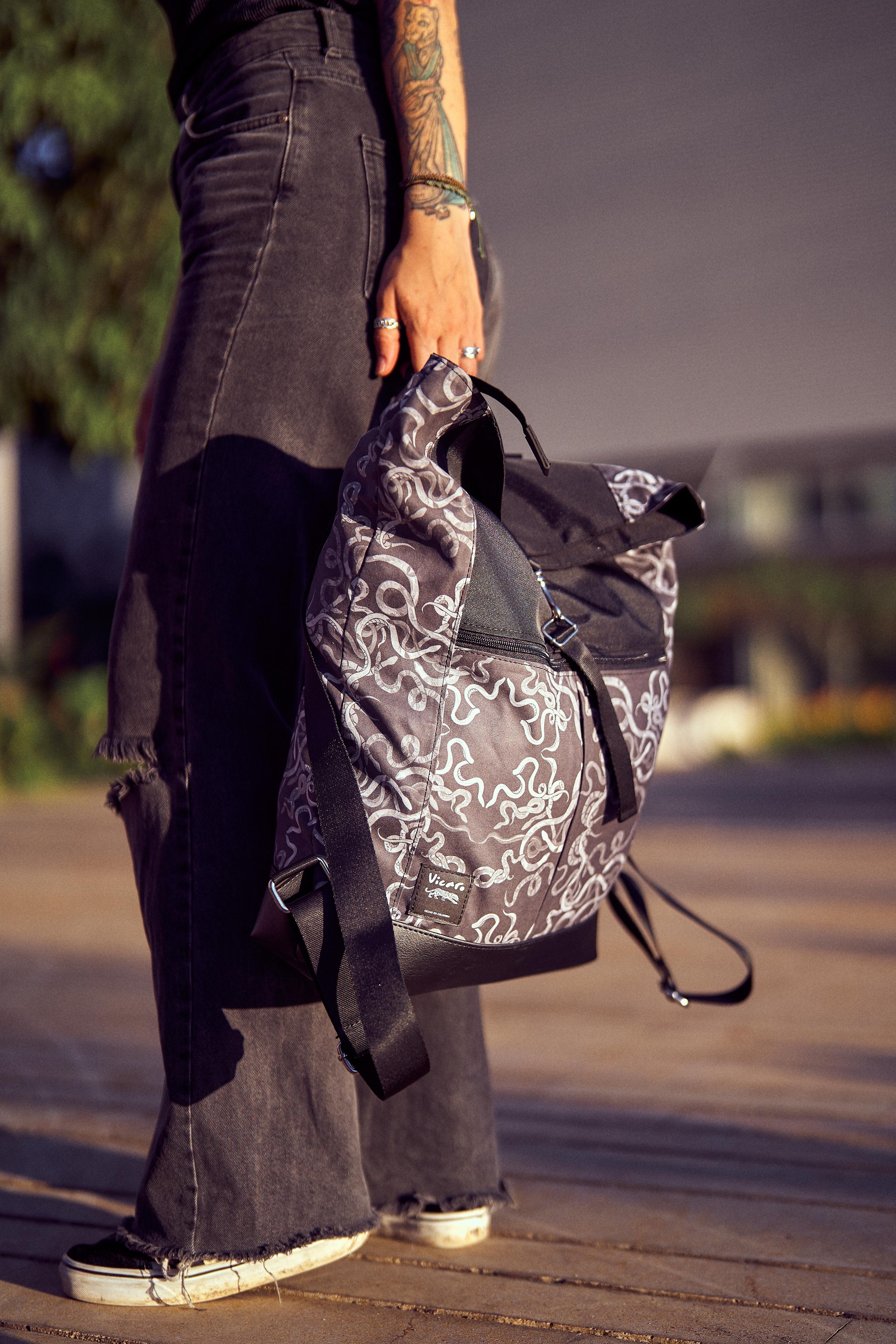 Backpacks / Mochilas