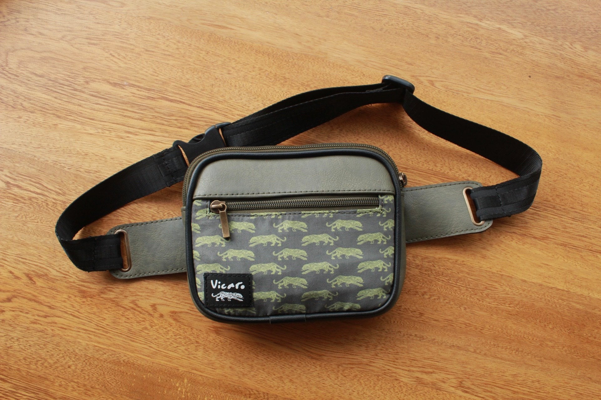 Hip Packs / Canguros