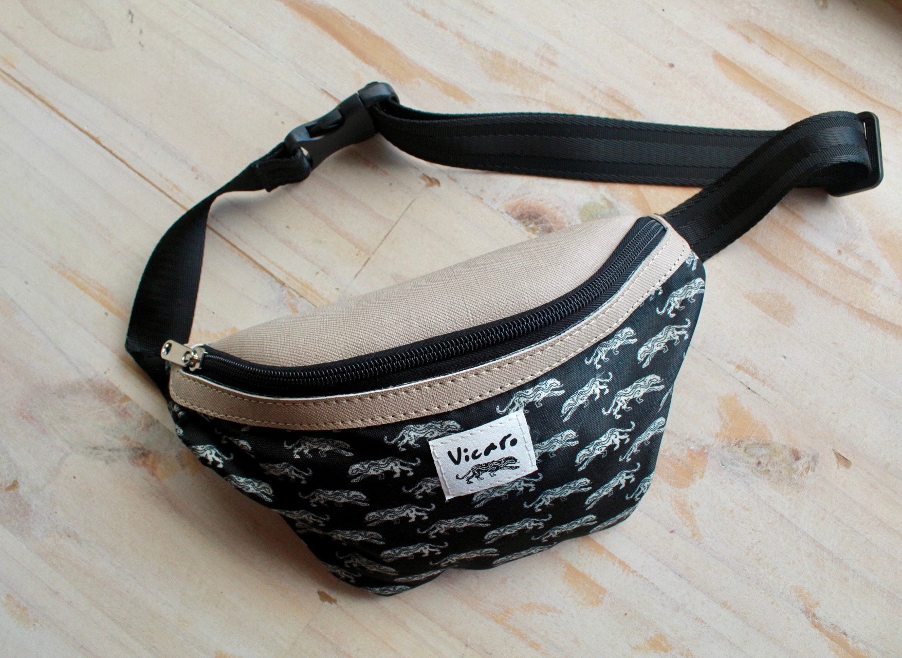 Hip Packs / Canguros