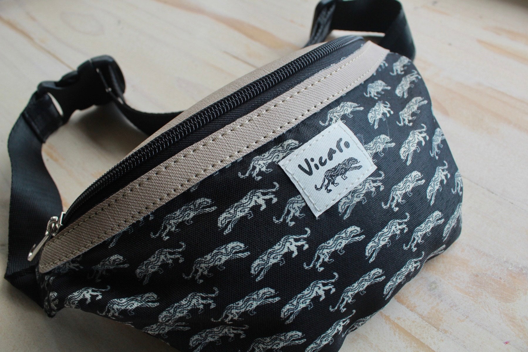 Hip Packs / Canguros