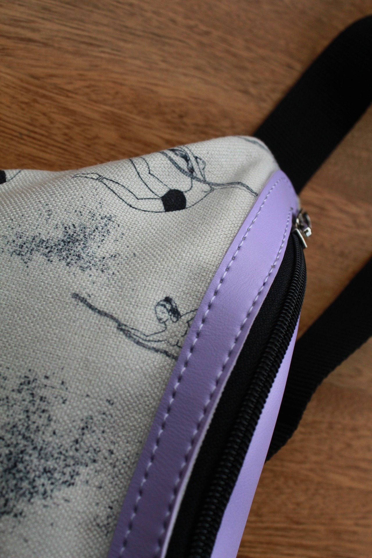 Hip packs / Canguros