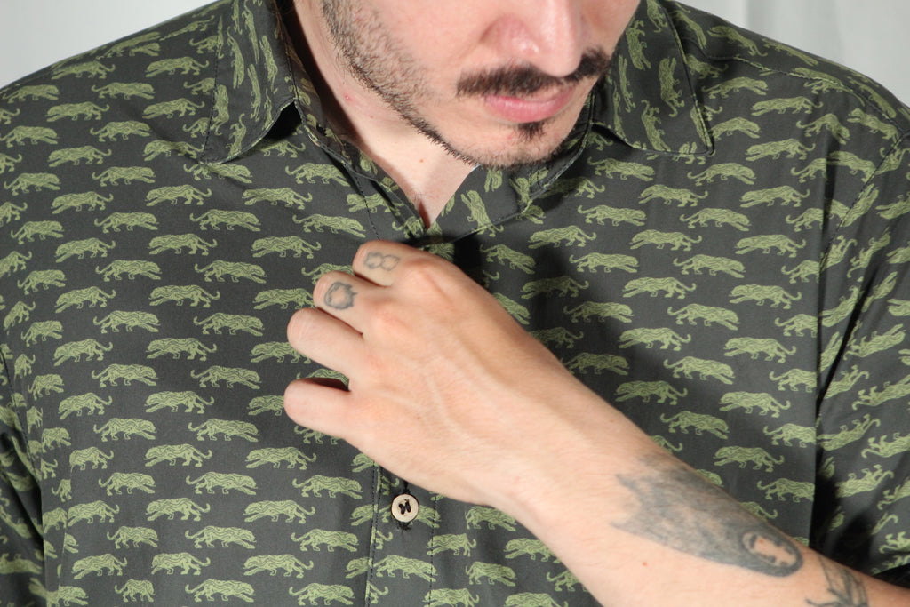 Camisa Jaguar Verde Militar Unisex