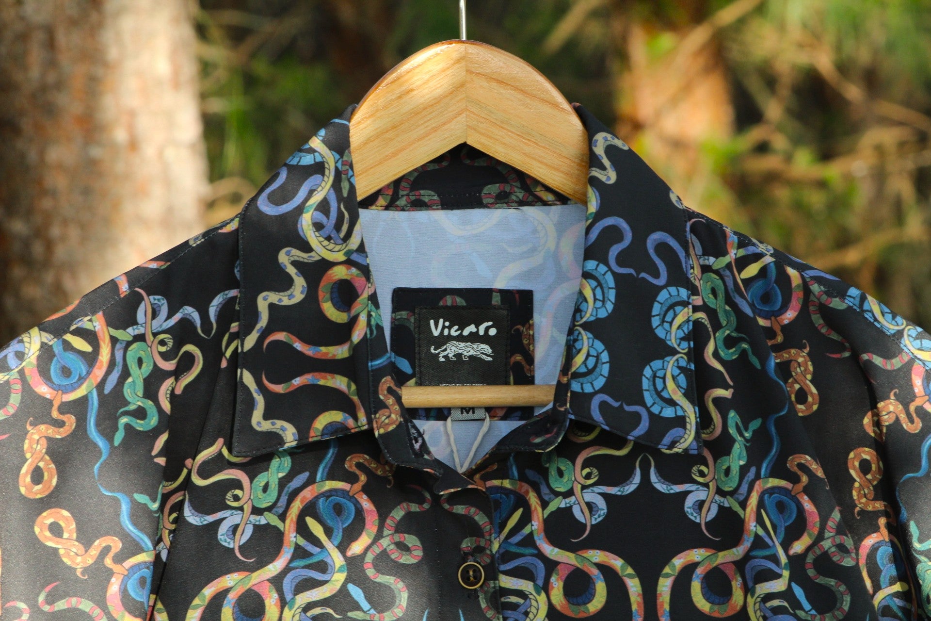 Camisa Serpientes Multicolor Unisex