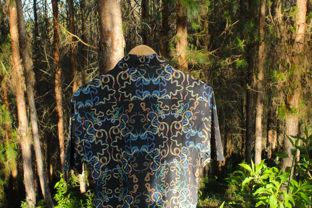 Camisa Serpientes Multicolor Unisex