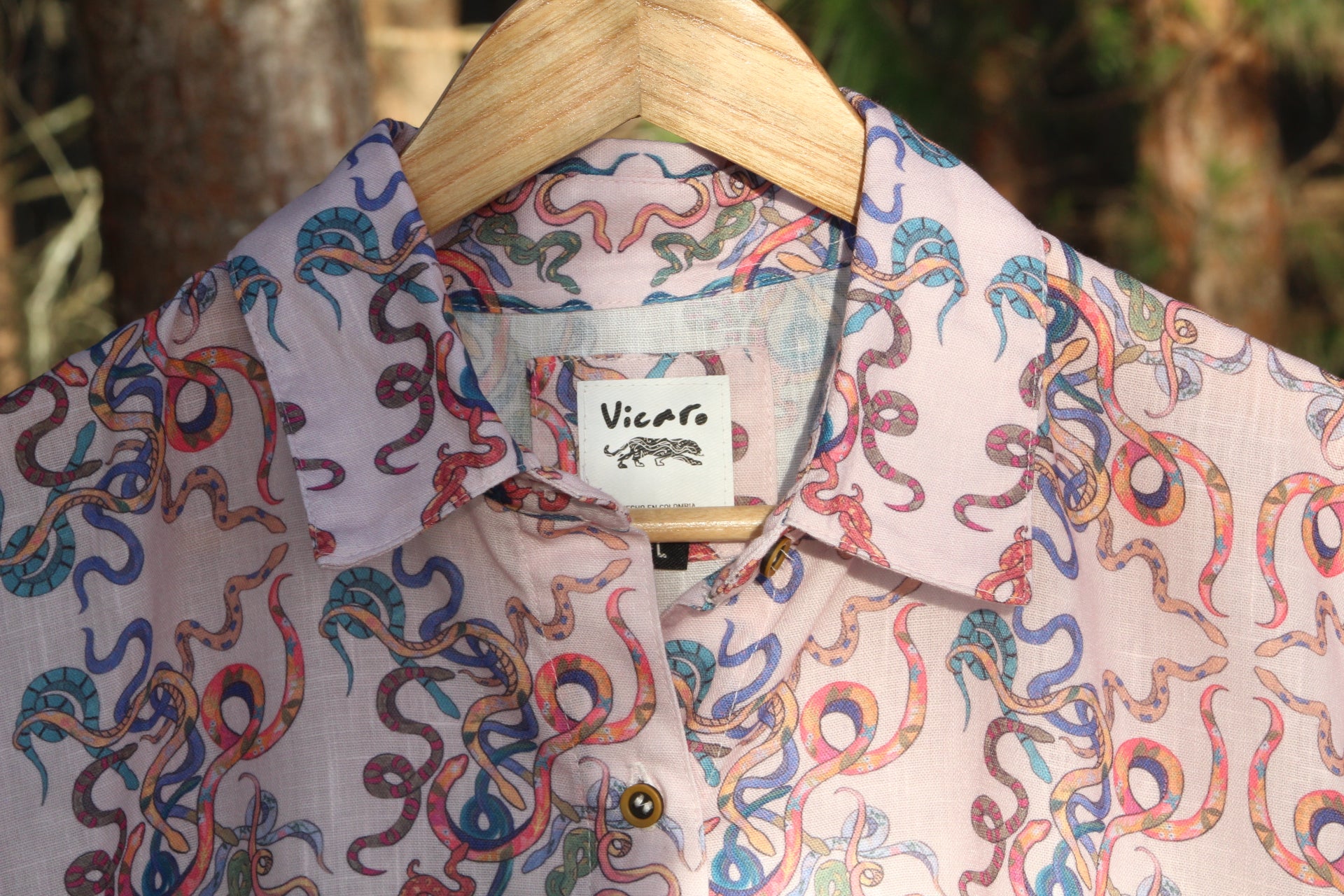Camisa Serpientes Multicolor Mujer