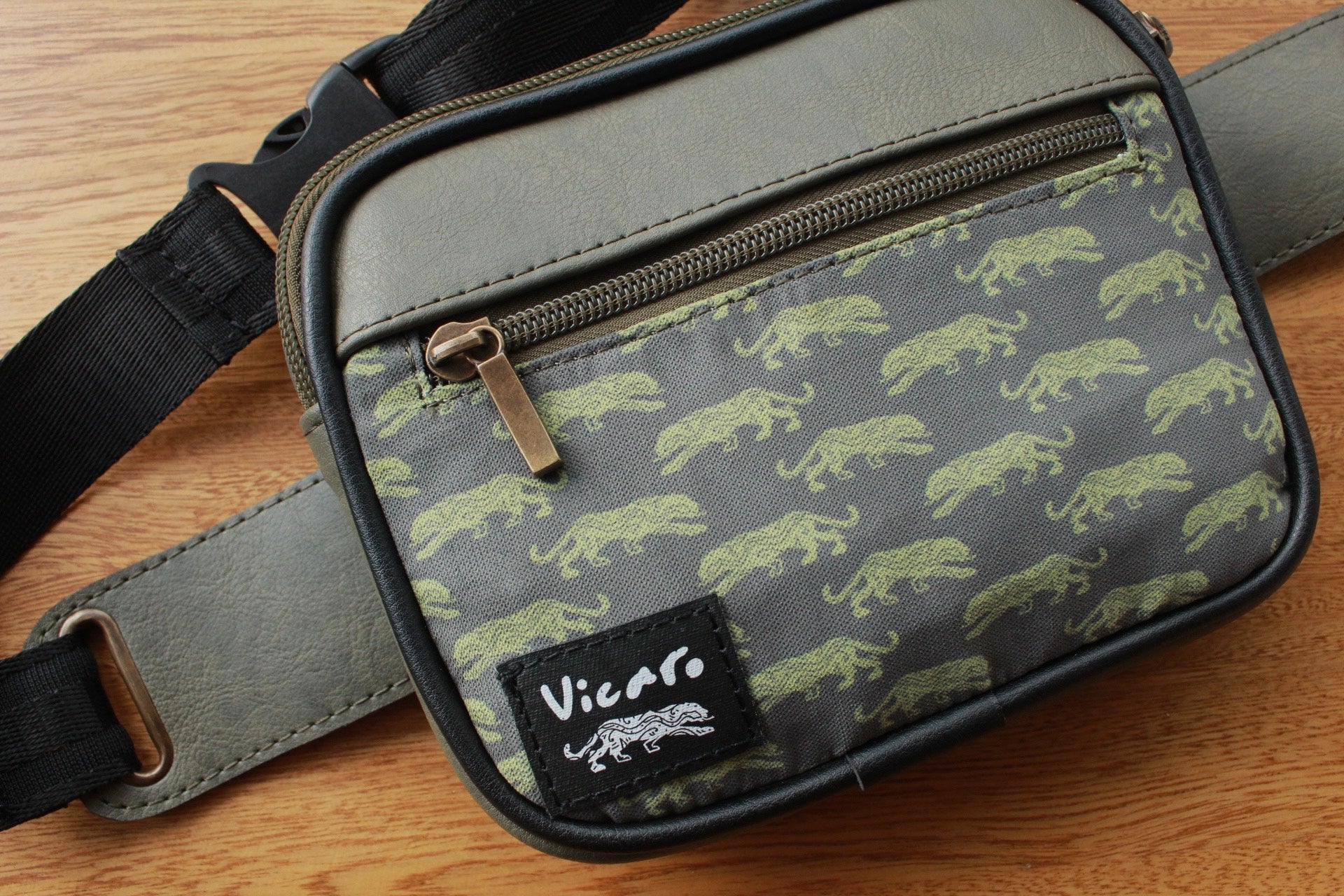Hip Packs / Canguros